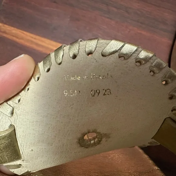 Jack Rogers Gold Sandals- Size 9.5 - Picture 5 of 5